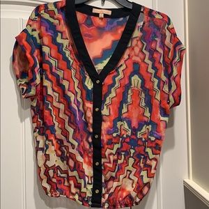 LAST CHANCE!! Split shoulder colorful blouse;worn once